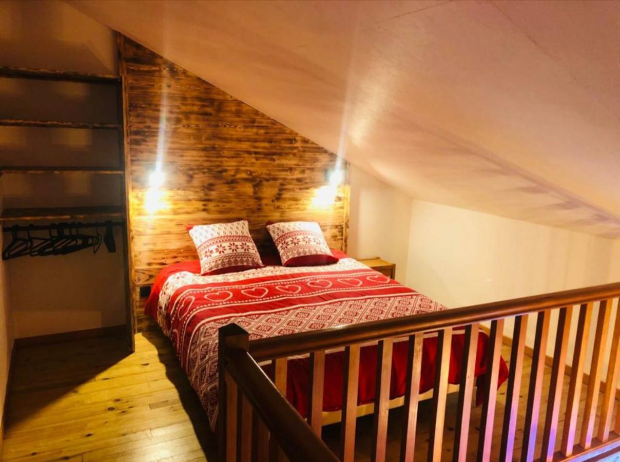 Chalet 8 Couchages A 100M Du Bas Des Pistes Et Commerces Les Angles  Exterior photo